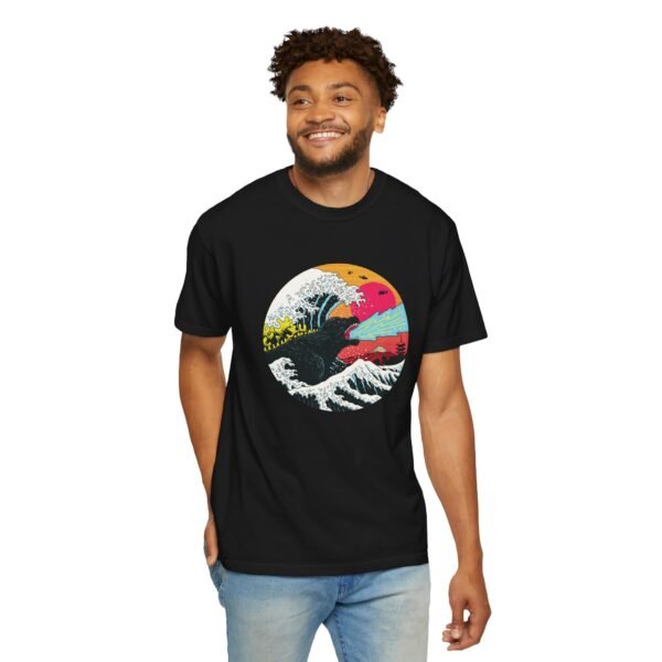Godzilla T-Shirt, Bold Retro Movie Monster Shirt for Everyday Style, Ideal Gift for Sci-Fi Lovers - Image 2